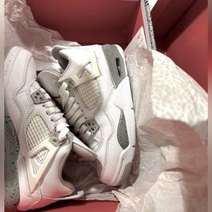 Air Jordan Oreos authentic bought off stock X UNISEX